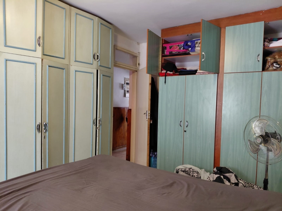 6 Bedroom Property for Sale in Actonville Gauteng