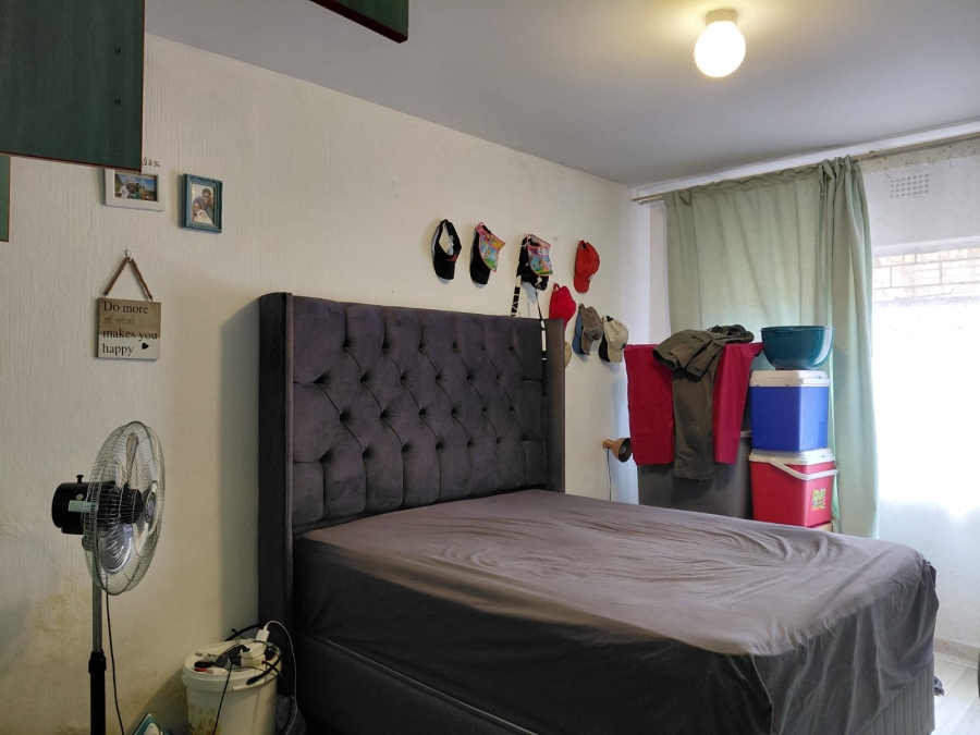 6 Bedroom Property for Sale in Actonville Gauteng