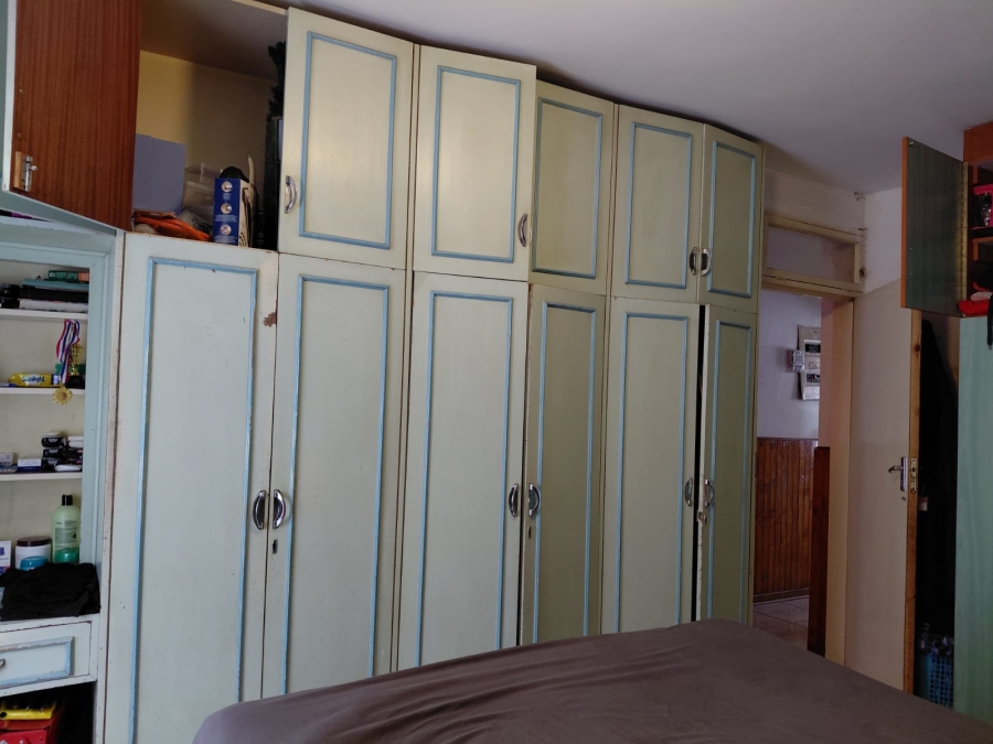 6 Bedroom Property for Sale in Actonville Gauteng