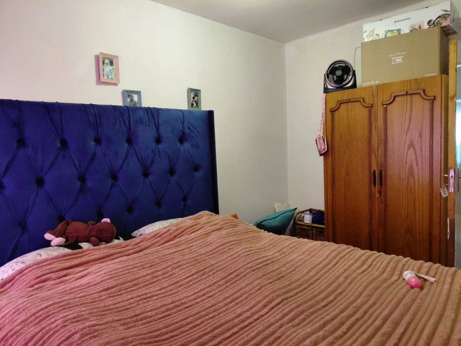 6 Bedroom Property for Sale in Actonville Gauteng