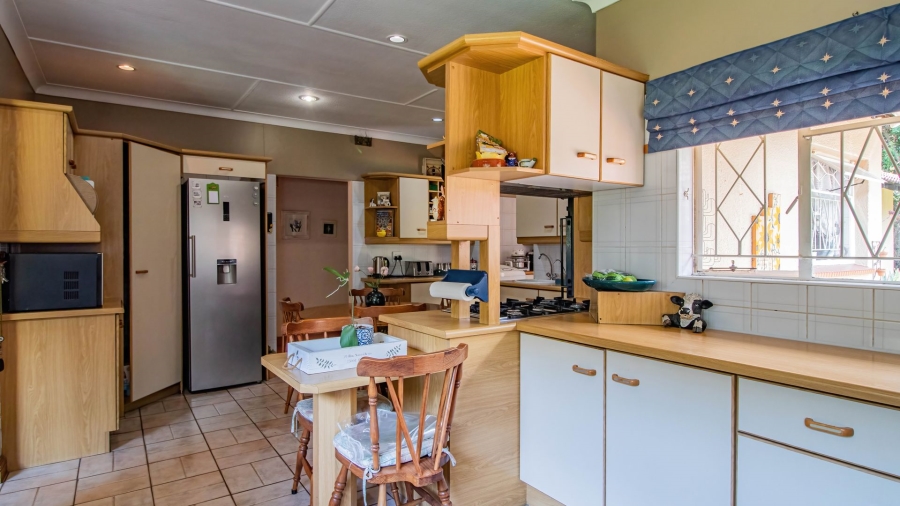 5 Bedroom Property for Sale in Eden Glen Gauteng