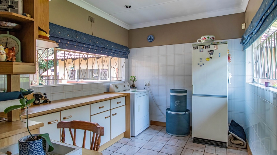 5 Bedroom Property for Sale in Eden Glen Gauteng
