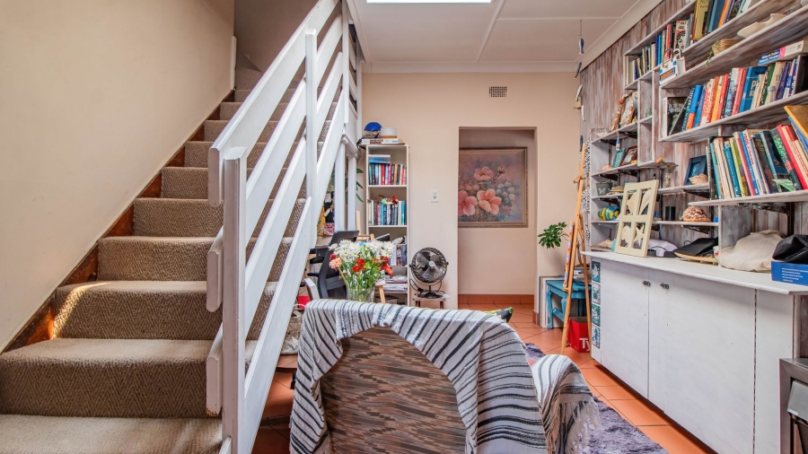 5 Bedroom Property for Sale in Eden Glen Gauteng