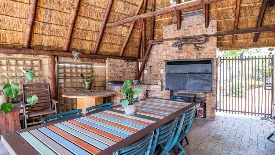 5 Bedroom Property for Sale in Eden Glen Gauteng