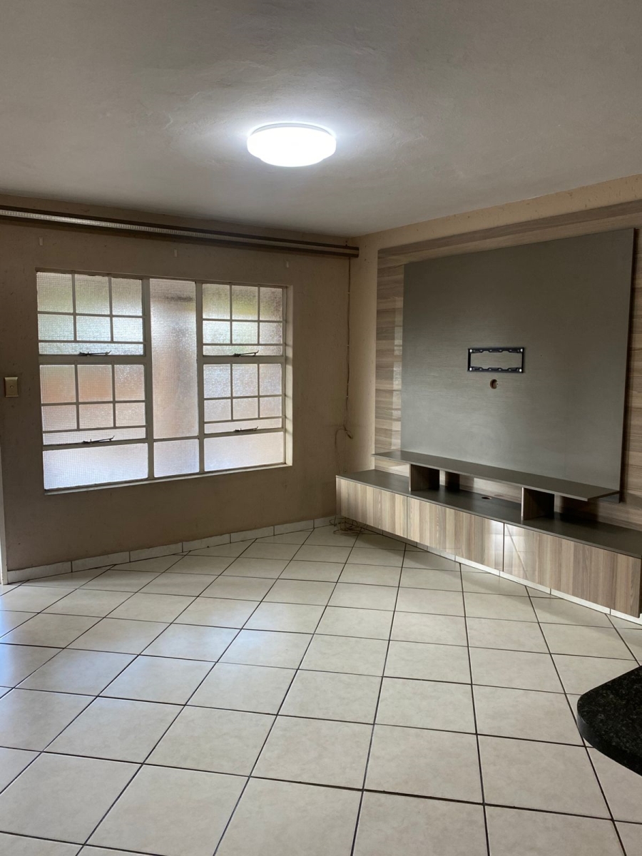 2 Bedroom Property for Sale in Croydon Gauteng