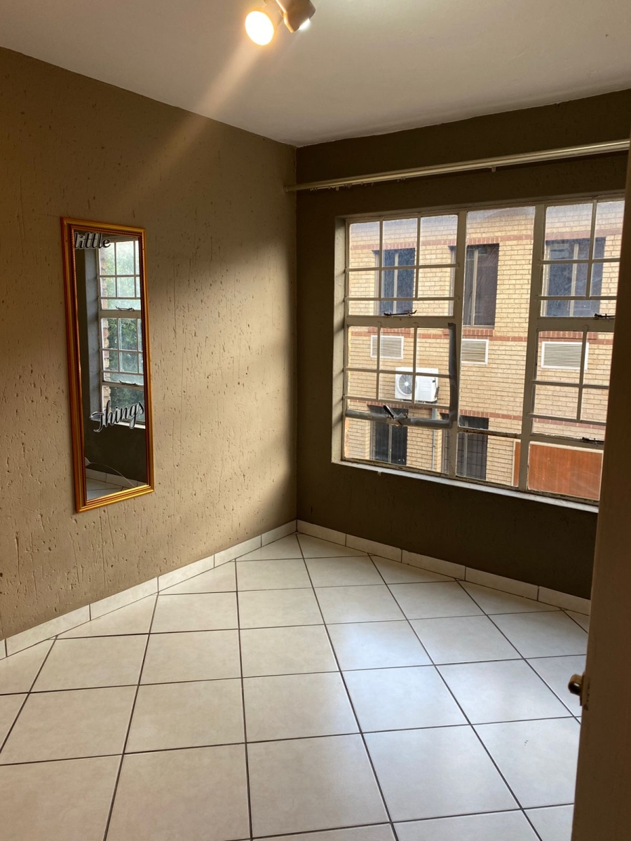 2 Bedroom Property for Sale in Croydon Gauteng