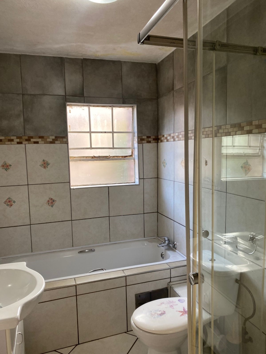 2 Bedroom Property for Sale in Croydon Gauteng