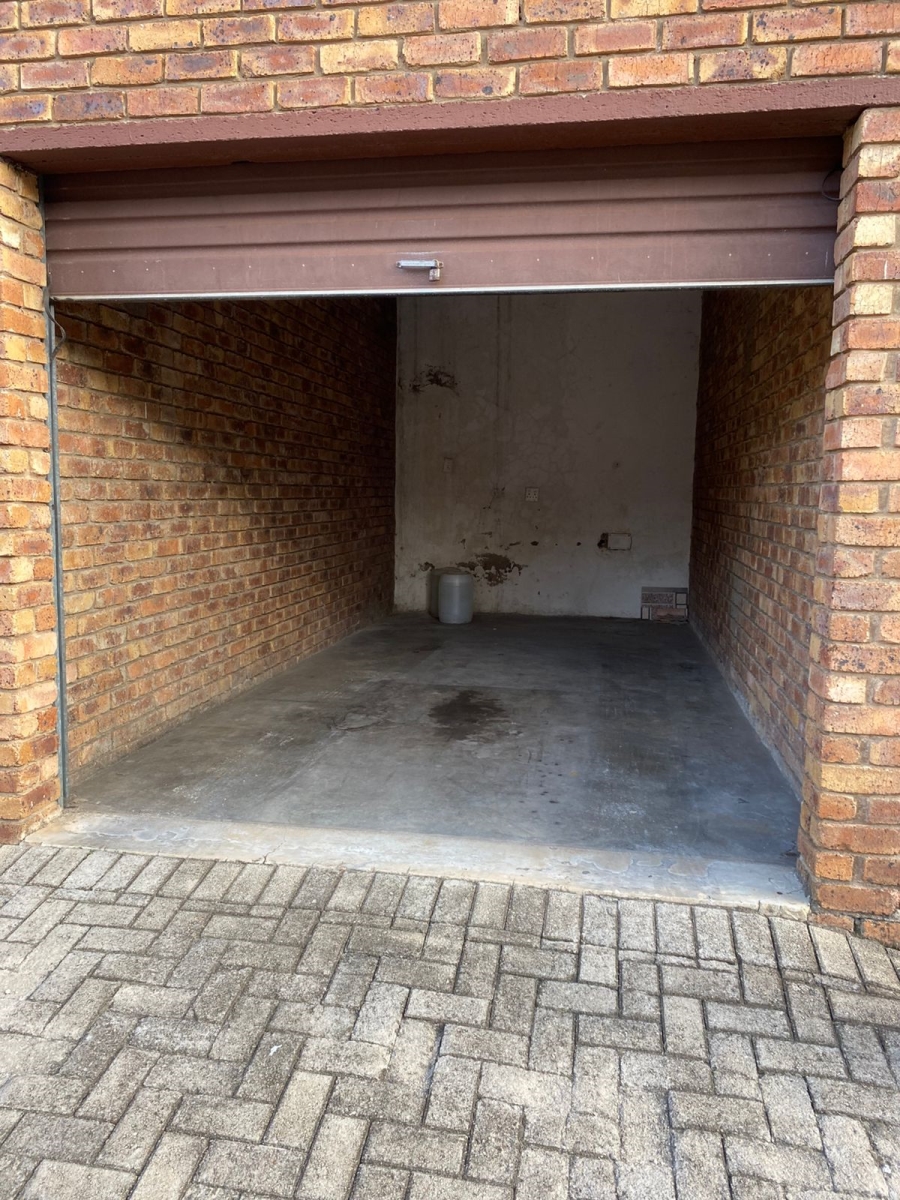 2 Bedroom Property for Sale in Croydon Gauteng