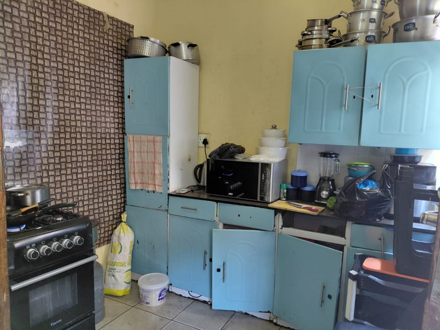 10 Bedroom Property for Sale in Actonville Gauteng