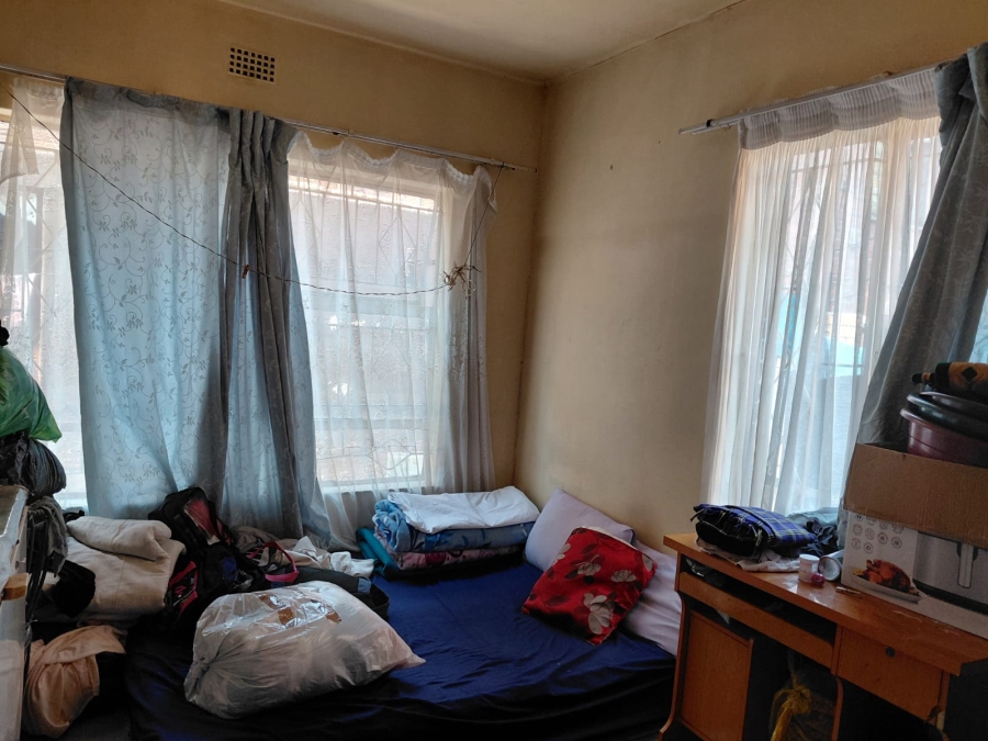 10 Bedroom Property for Sale in Actonville Gauteng