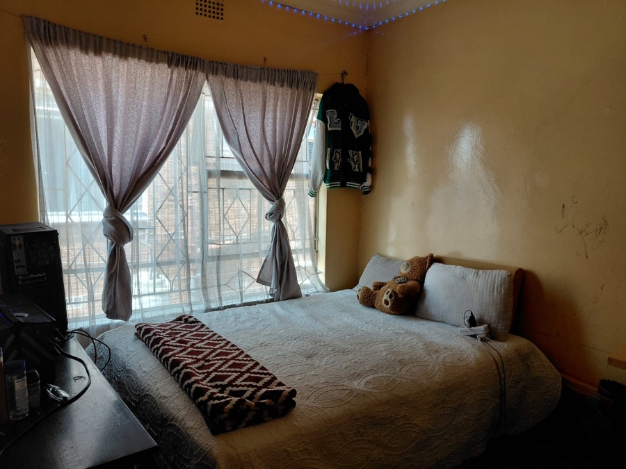 10 Bedroom Property for Sale in Actonville Gauteng