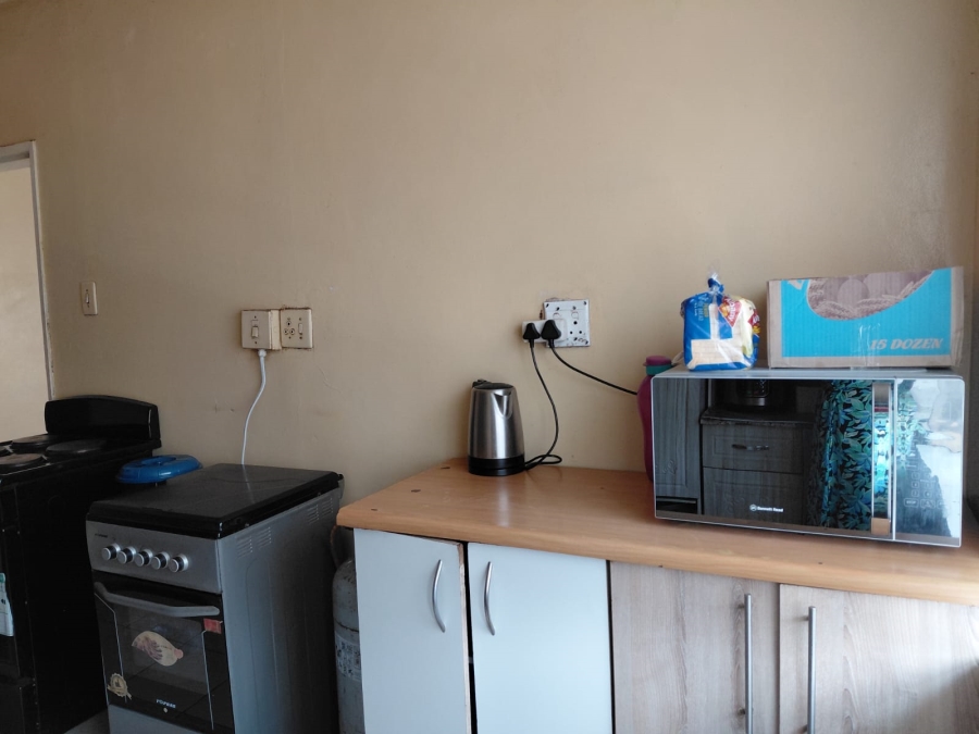 10 Bedroom Property for Sale in Actonville Gauteng