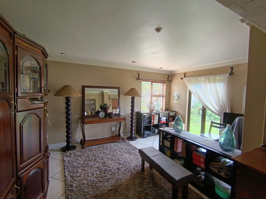 3 Bedroom Property for Sale in Sonneveld Gauteng