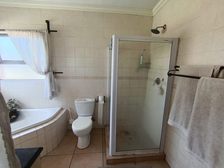 3 Bedroom Property for Sale in Sonneveld Gauteng