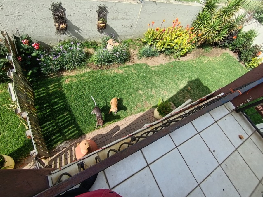 3 Bedroom Property for Sale in Sonneveld Gauteng