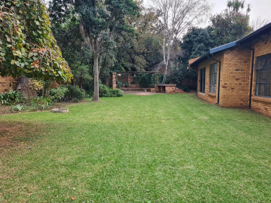 4 Bedroom Property for Sale in Sonneveld Gauteng