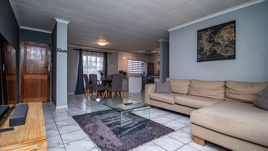 2 Bedroom Property for Sale in Eden Glen Gauteng