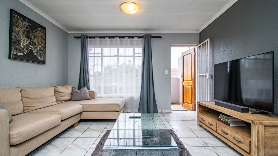 2 Bedroom Property for Sale in Eden Glen Gauteng