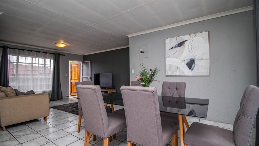 2 Bedroom Property for Sale in Eden Glen Gauteng