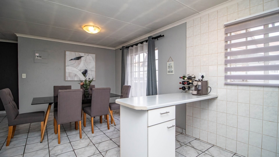 2 Bedroom Property for Sale in Eden Glen Gauteng