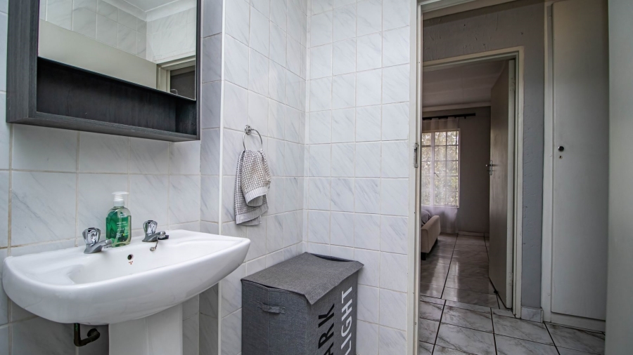 2 Bedroom Property for Sale in Eden Glen Gauteng