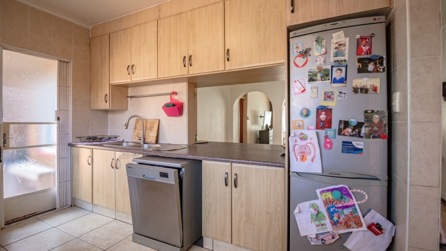 3 Bedroom Property for Sale in Barvallen Gauteng