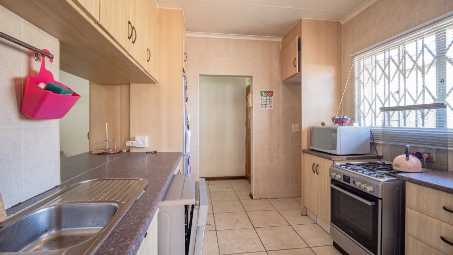 3 Bedroom Property for Sale in Barvallen Gauteng