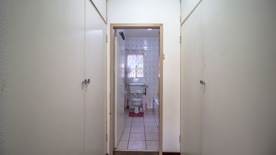 3 Bedroom Property for Sale in Barvallen Gauteng