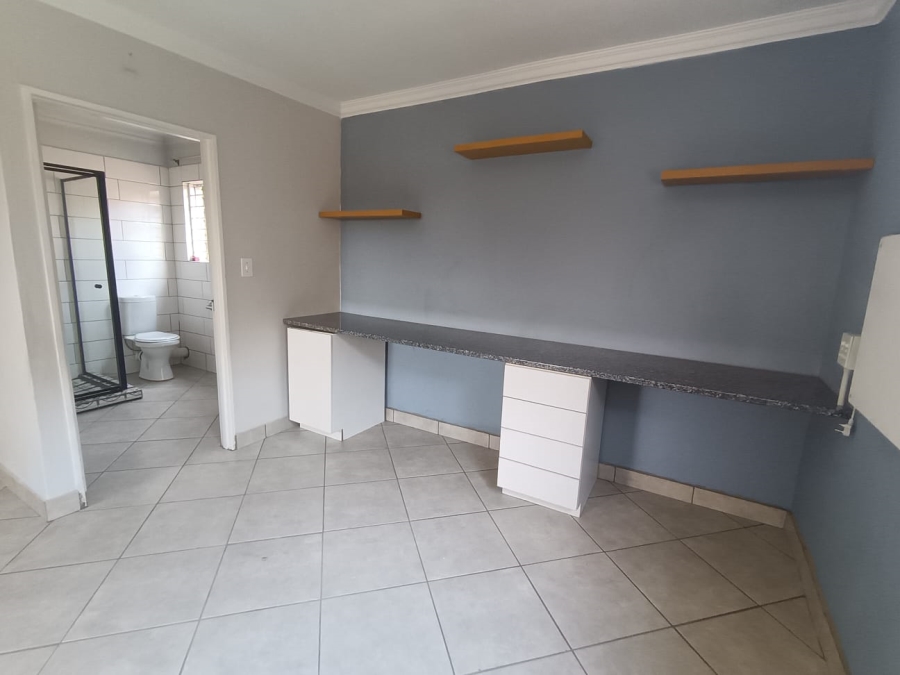 5 Bedroom Property for Sale in Rynfield Gauteng