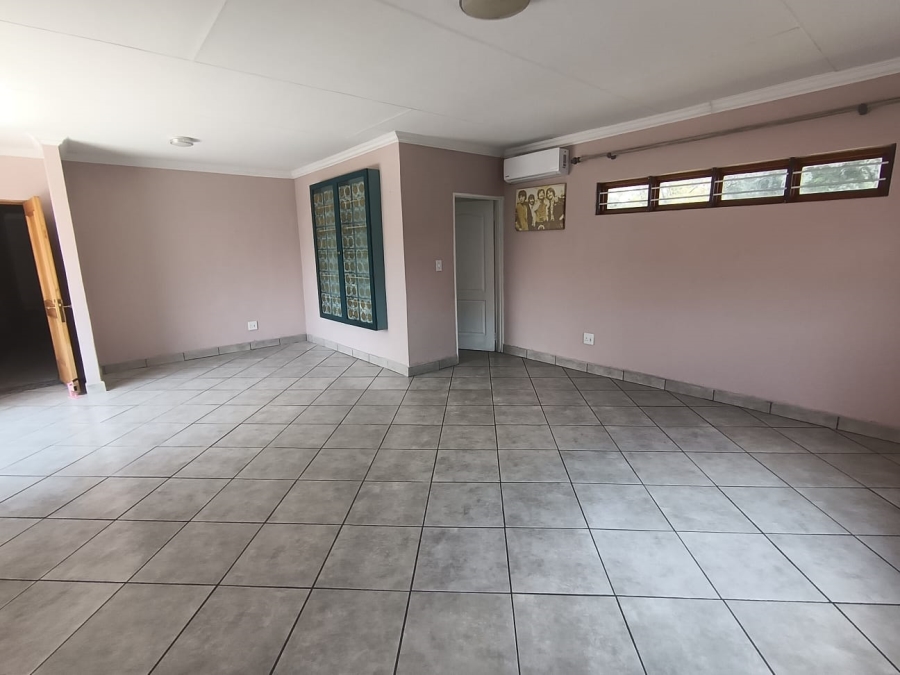 5 Bedroom Property for Sale in Rynfield Gauteng