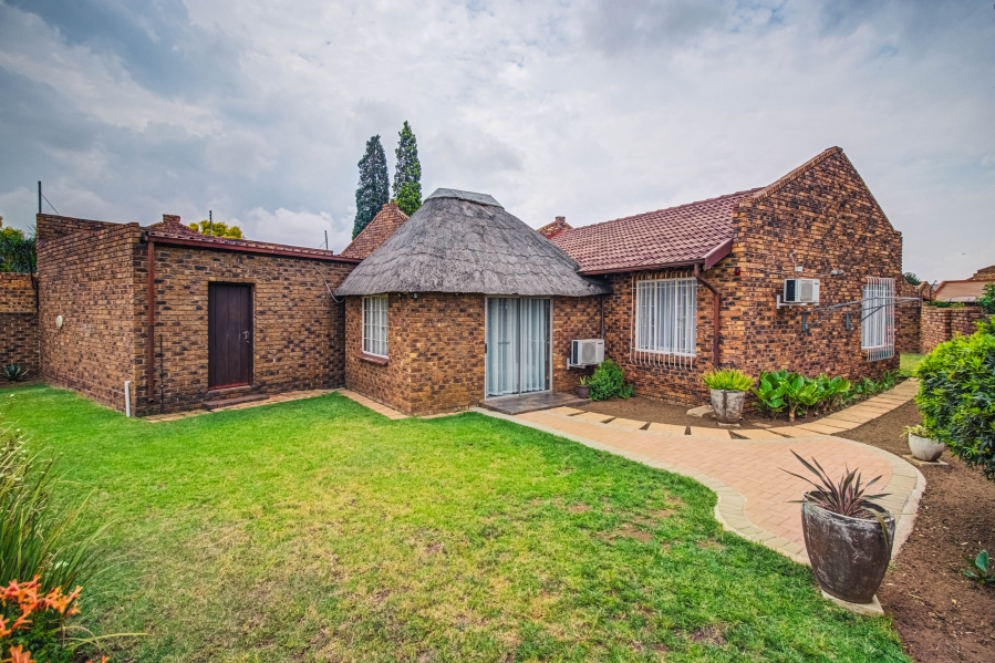 3 Bedroom Property for Sale in Impala Park Gauteng