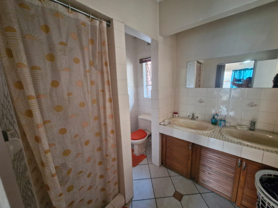 To Let 3 Bedroom Property for Rent in Dalpark Gauteng