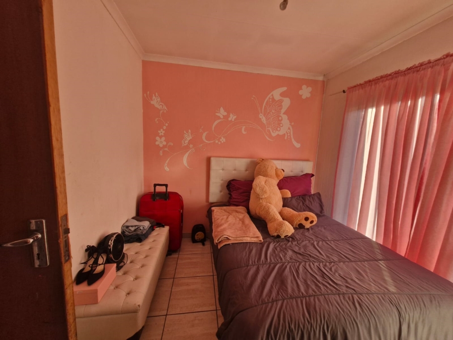 To Let 3 Bedroom Property for Rent in Dalpark Gauteng