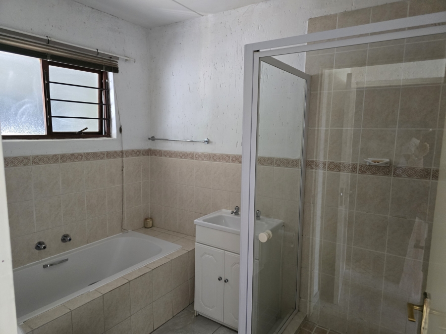 2 Bedroom Property for Sale in Paulshof Gauteng