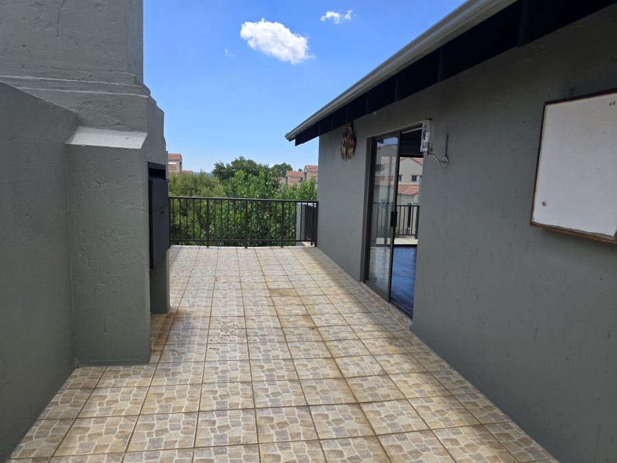 2 Bedroom Property for Sale in Paulshof Gauteng