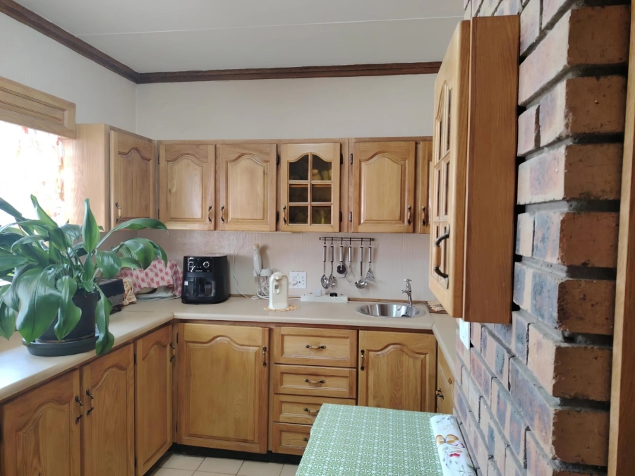 3 Bedroom Property for Sale in Casseldale Gauteng