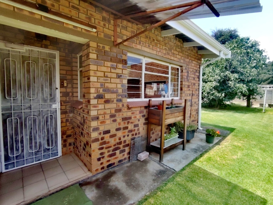 3 Bedroom Property for Sale in Casseldale Gauteng
