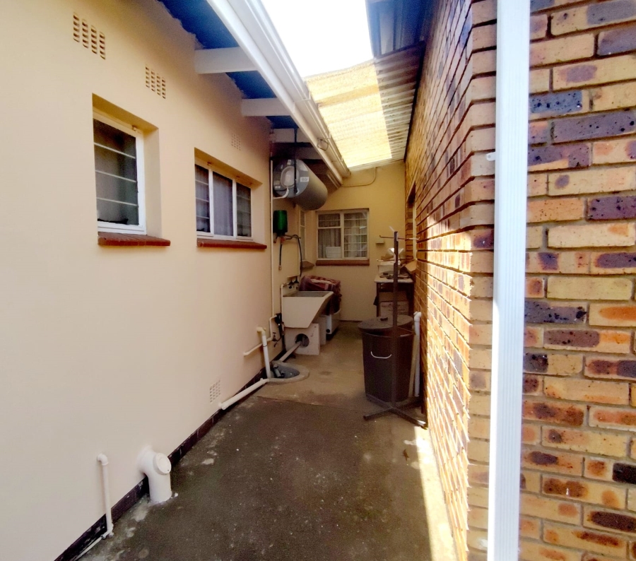 3 Bedroom Property for Sale in Casseldale Gauteng