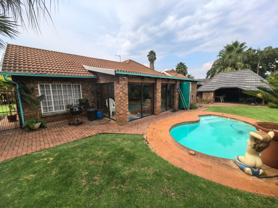 3 Bedroom Property for Sale in Doornpoort Gauteng