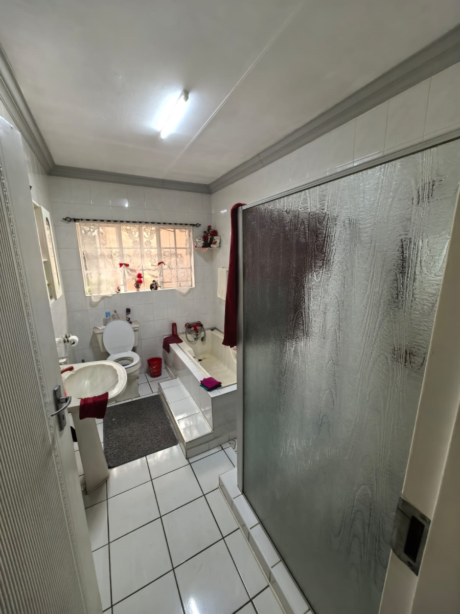 3 Bedroom Property for Sale in Doornpoort Gauteng