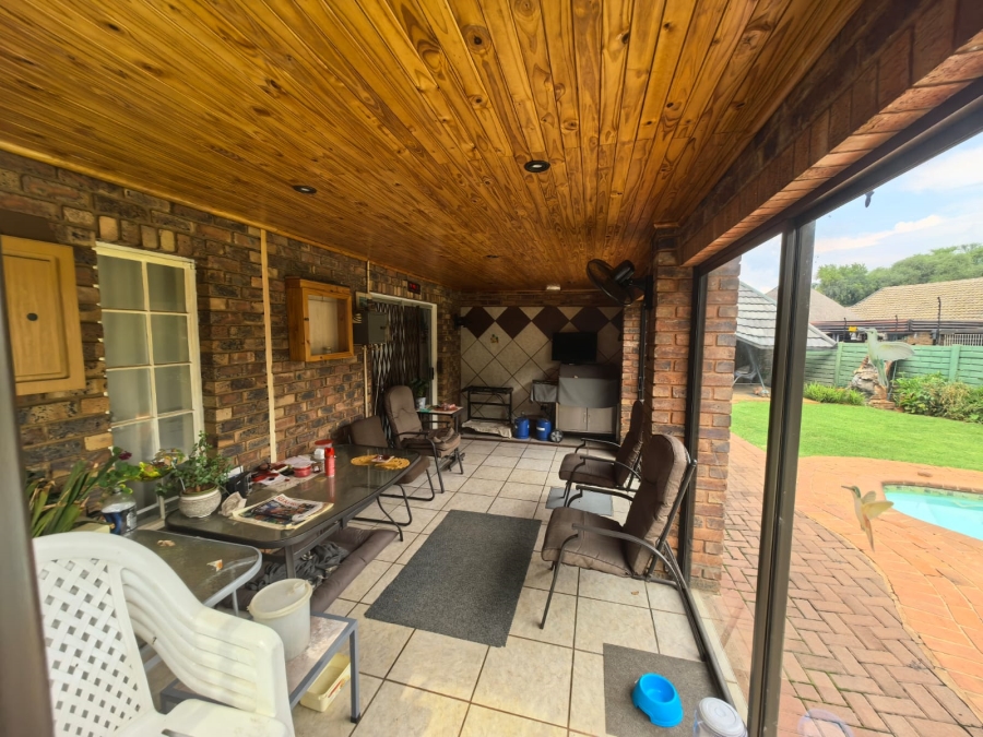 3 Bedroom Property for Sale in Doornpoort Gauteng