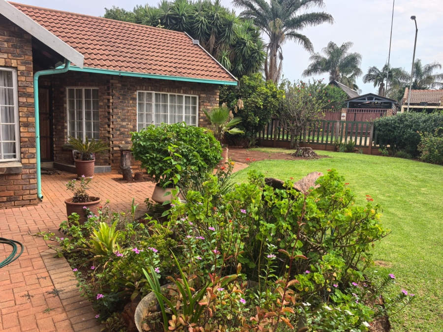 3 Bedroom Property for Sale in Doornpoort Gauteng