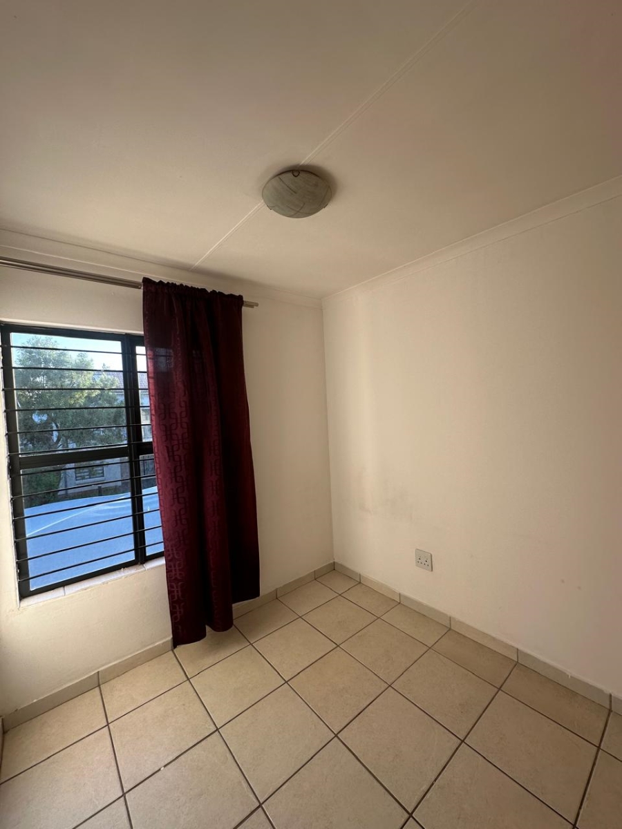 2 Bedroom Property for Sale in The Stewards Gauteng