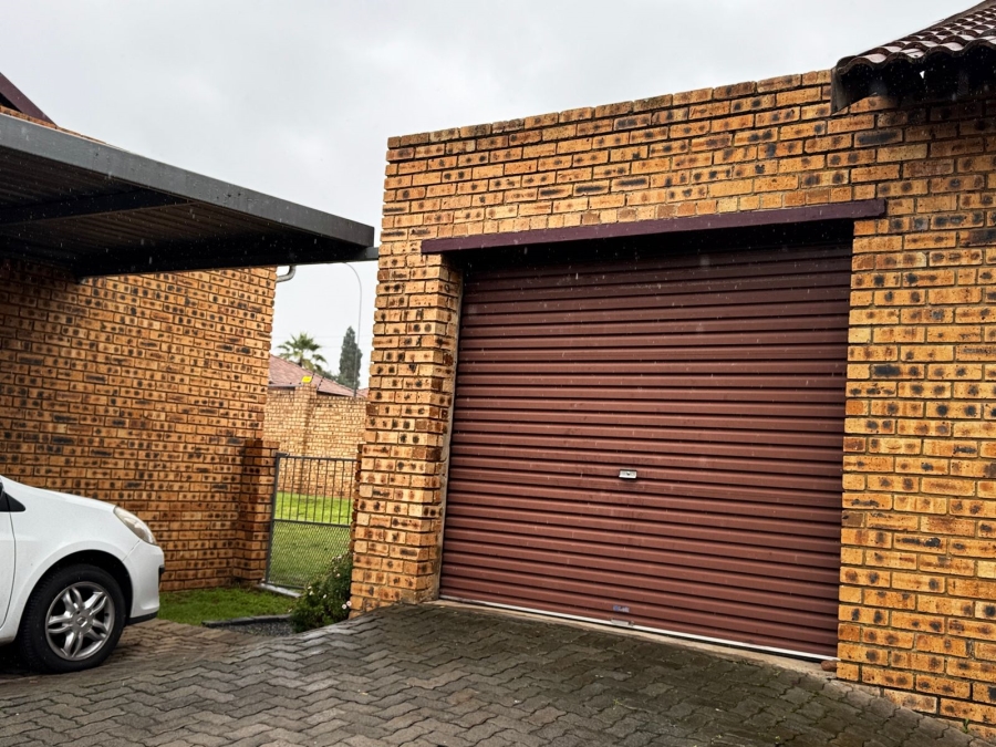 3 Bedroom Property for Sale in Meyerton South Gauteng