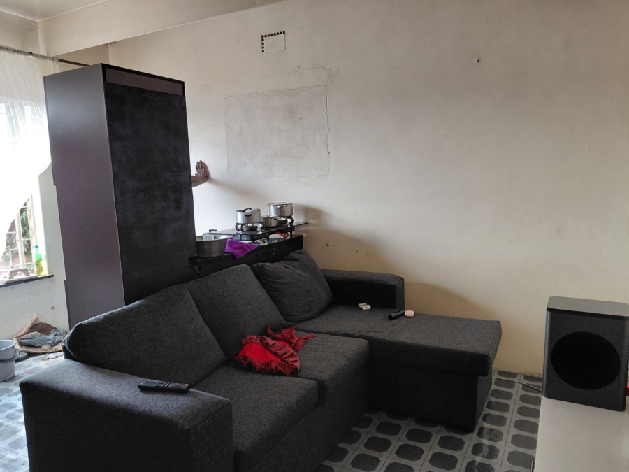 7 Bedroom Property for Sale in Actonville Gauteng