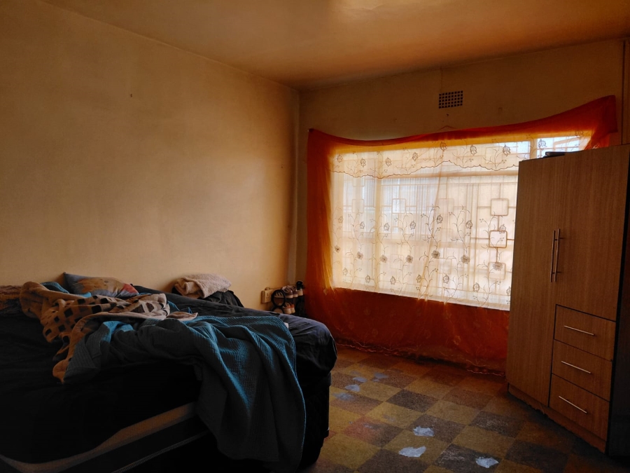 7 Bedroom Property for Sale in Actonville Gauteng