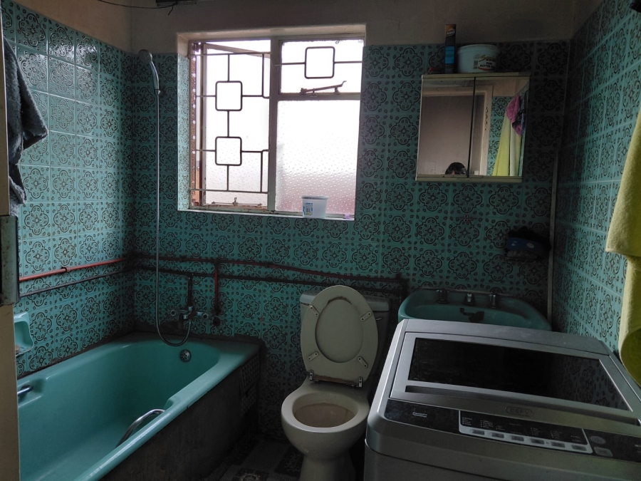 7 Bedroom Property for Sale in Actonville Gauteng