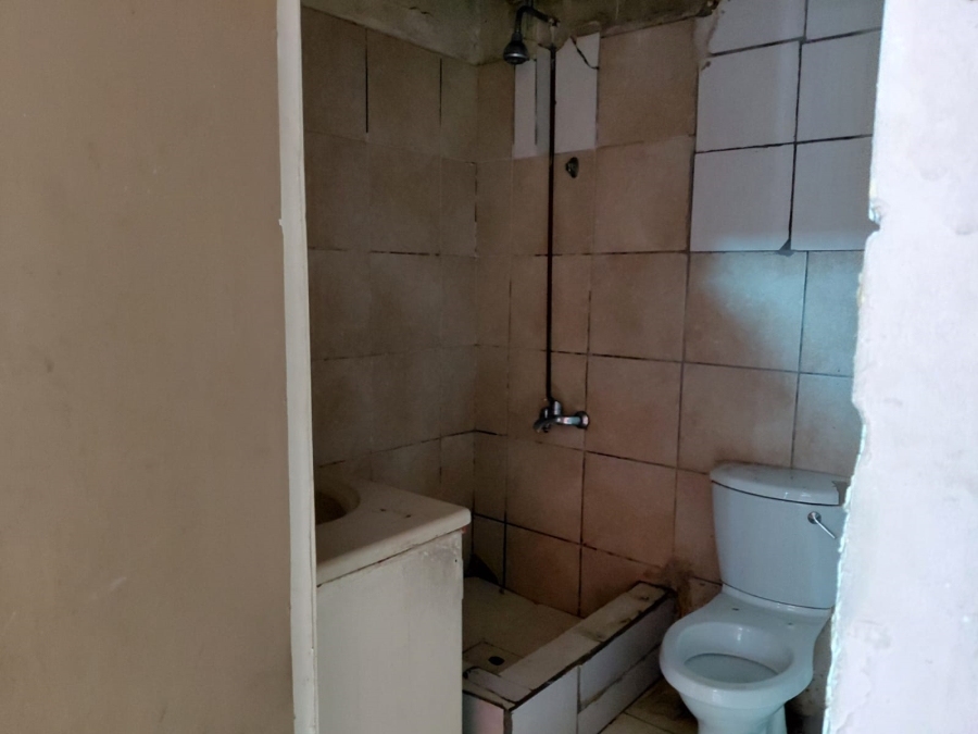 7 Bedroom Property for Sale in Actonville Gauteng