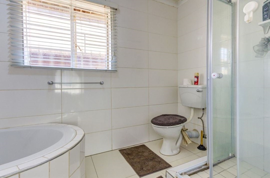 3 Bedroom Property for Sale in Van Riebeeck Park Gauteng