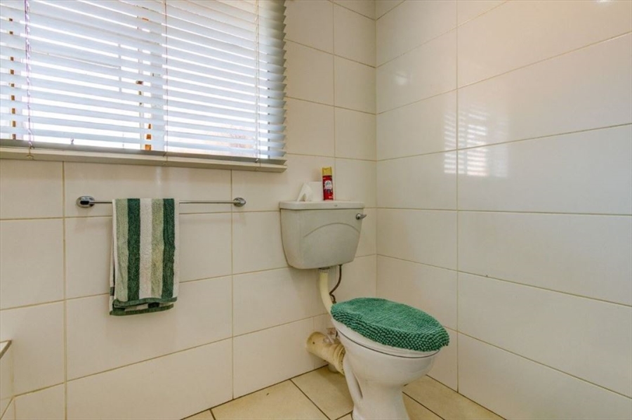 3 Bedroom Property for Sale in Van Riebeeck Park Gauteng